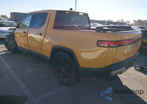 2023 Rivian R1T Adventure Quad Motor Large Pack from USA, damaged, VIN 7FCTGAAA2PN019677